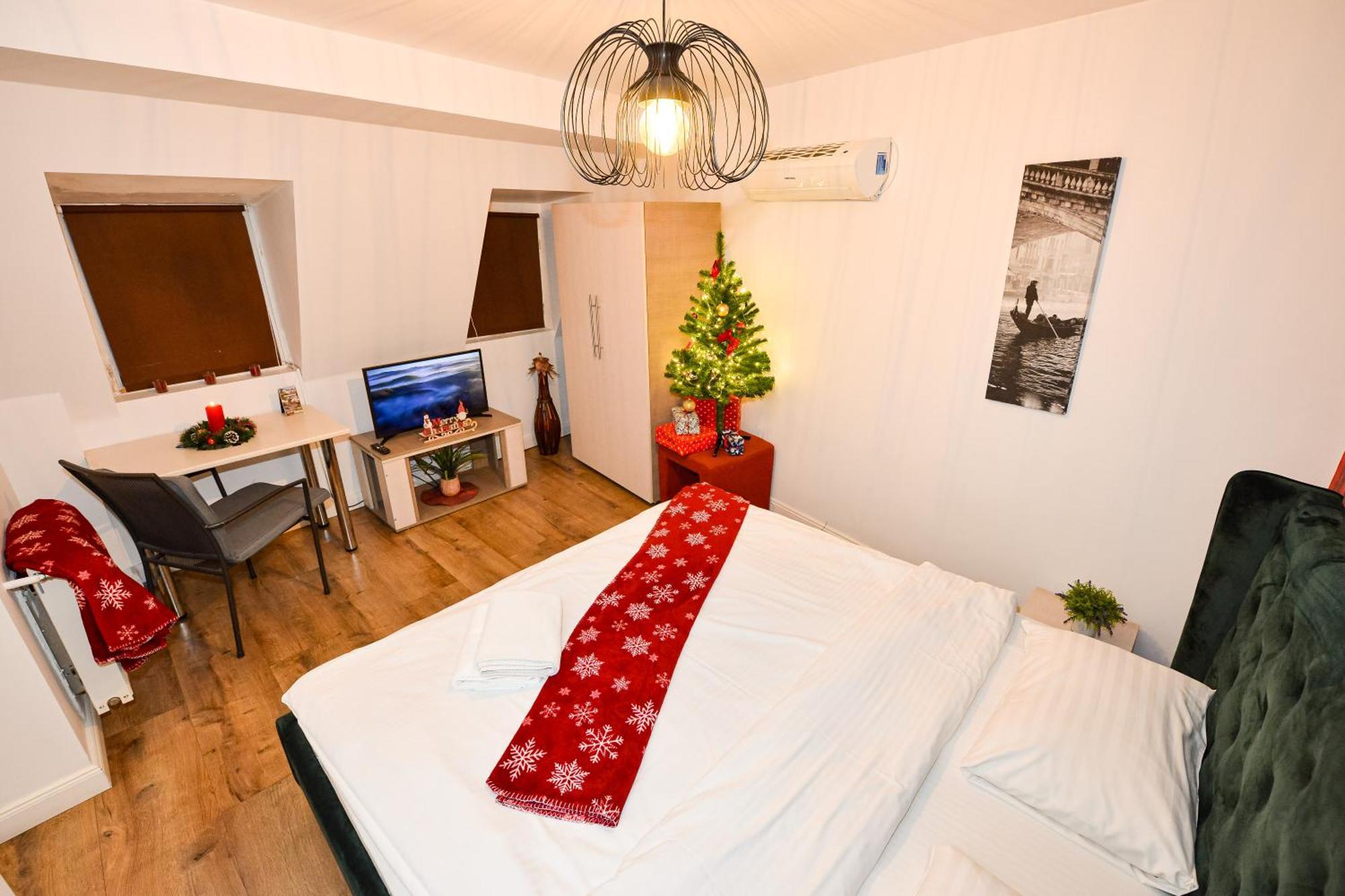 Bucharest City Center Villa Екстер'єр фото