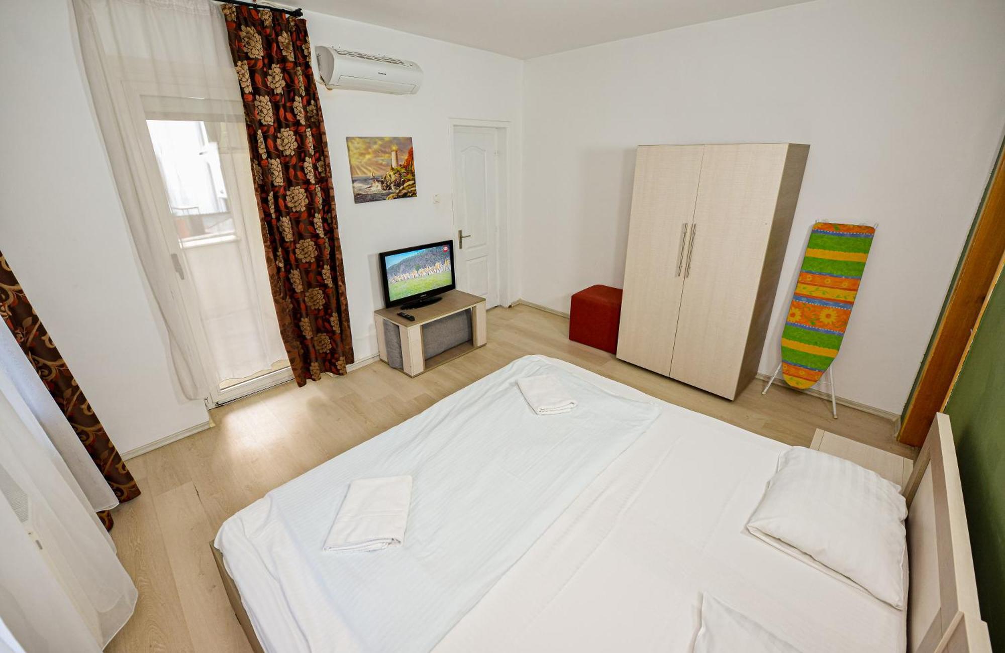 Bucharest City Center Villa Екстер'єр фото