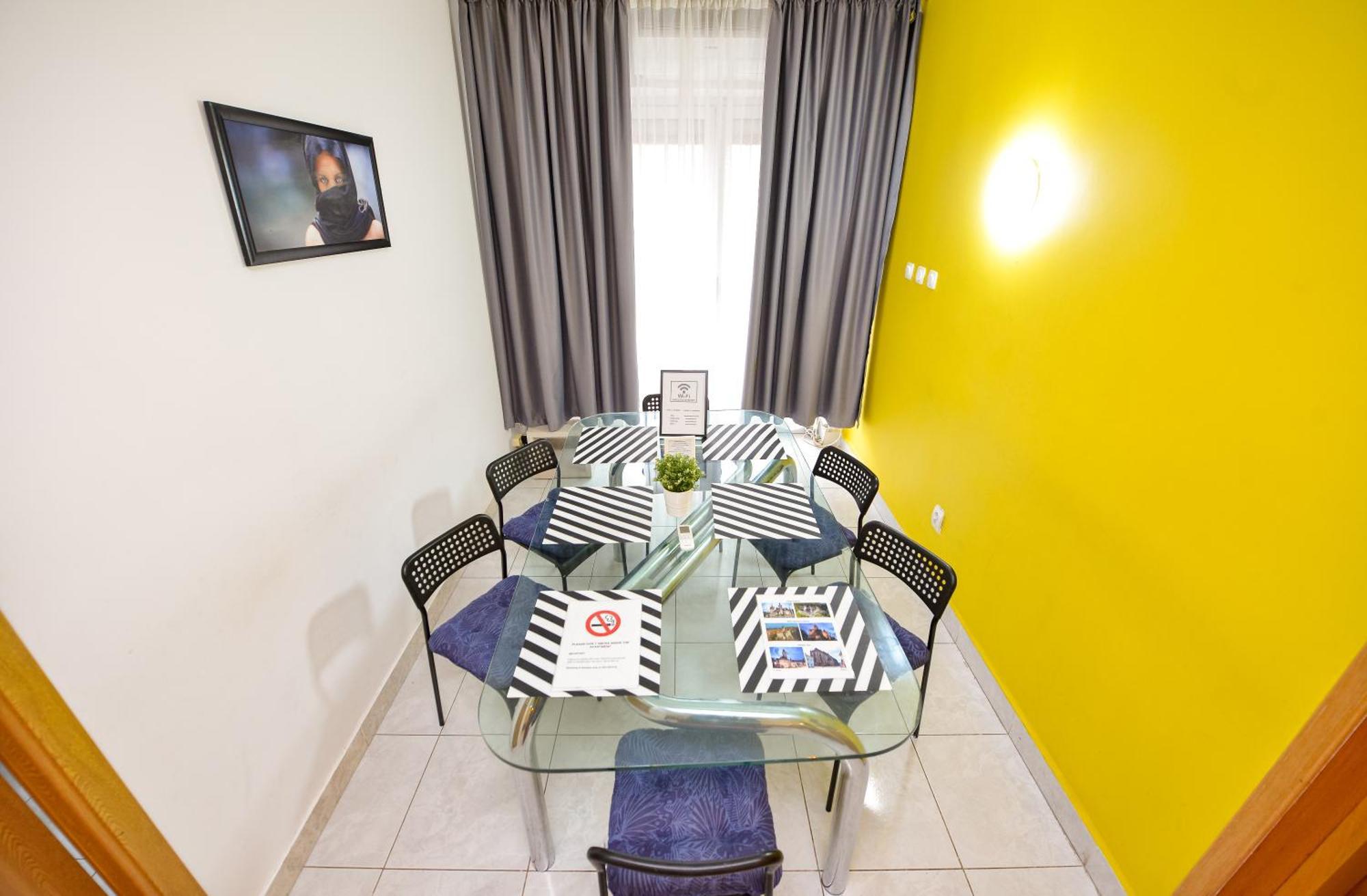 Bucharest City Center Villa Екстер'єр фото