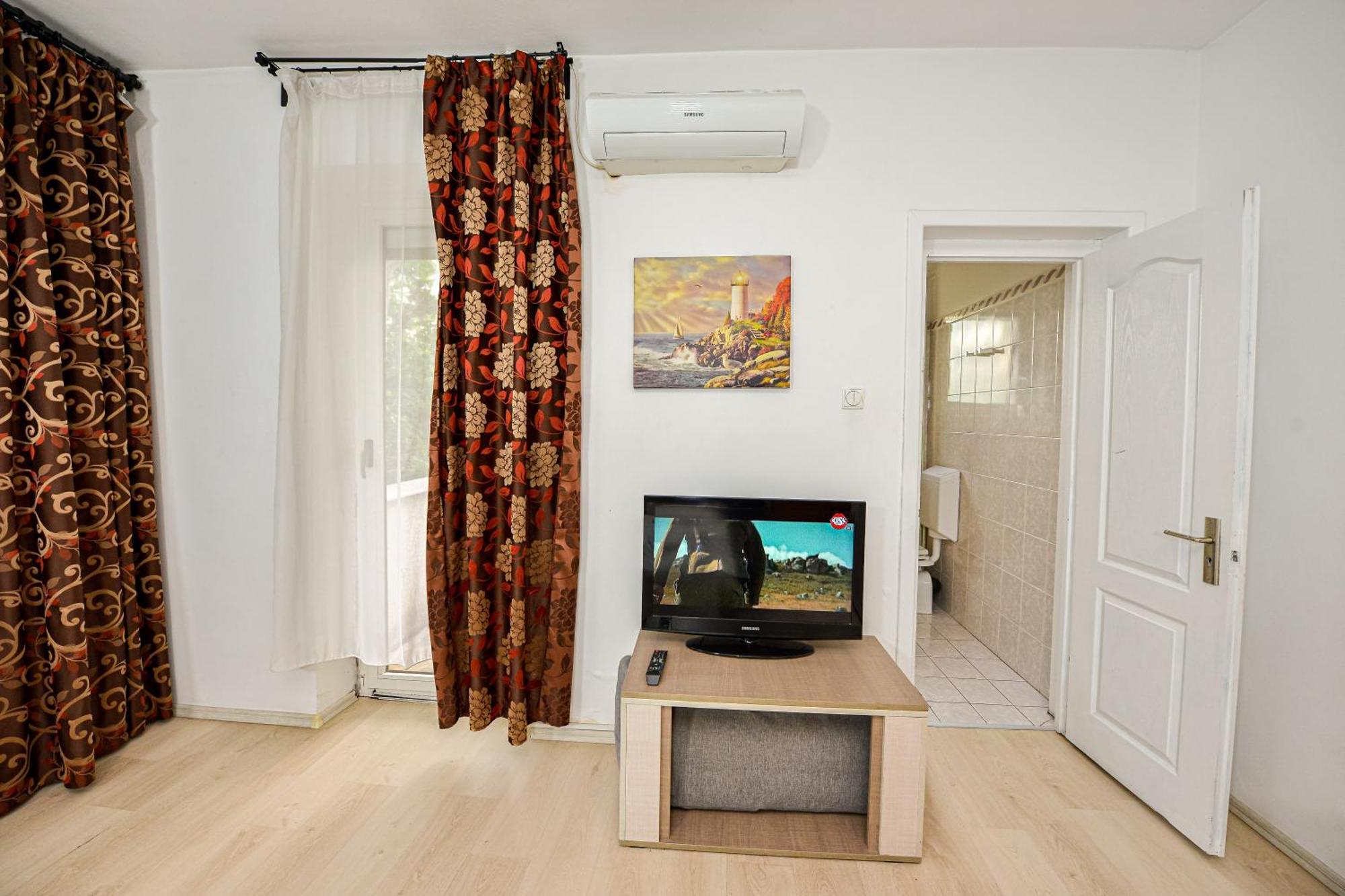 Bucharest City Center Villa Екстер'єр фото